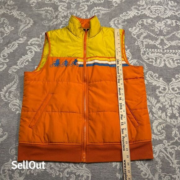 Stranger Things 80s Retro Orange Puffer Vest Unisex Standard Size L - Picture 3 of 5